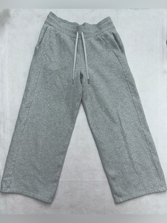 Free People Pants - Lululemon Scuba Mid-Rise Wide-Leg Pant Short Size M Ultra Light Grey 30” Inseam
